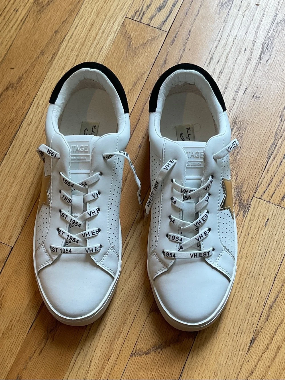 Vintage Havana White Sneakers with Gold Star